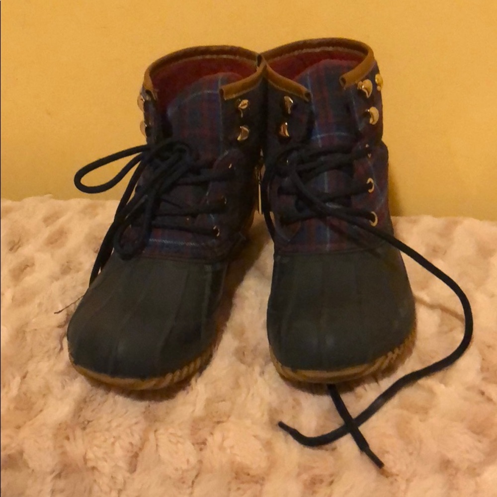 Nice Tommy Hilfiger rain boots